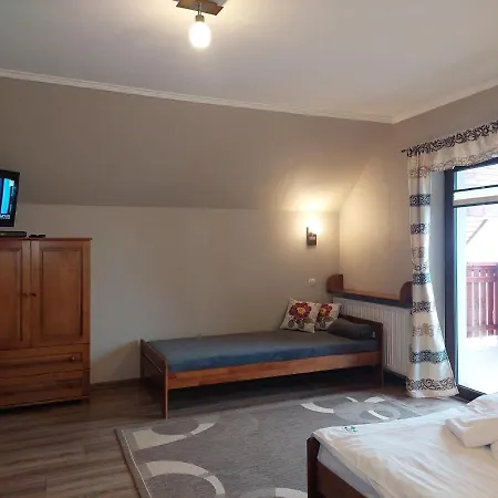 Przekop Apartment Sromowce Wyzne